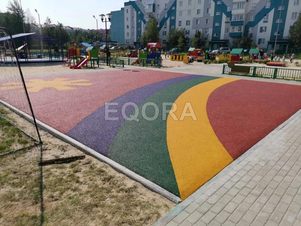 Подходит ли резиновое покрытие для детских площадок в Реутове?